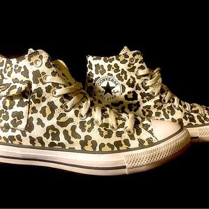 CONVERSE CHUCK TAYLOR ALL STAR POCKET HIGH-TOP SNEAKERS Size 10 women’s